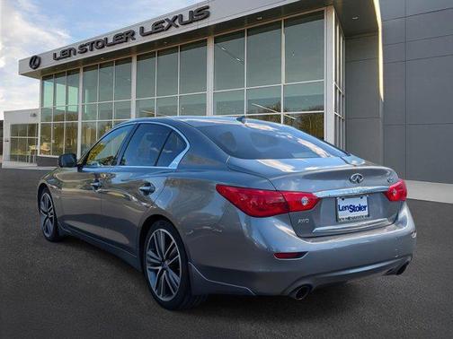 2016 INFINITI Q50 Hybrid Base
