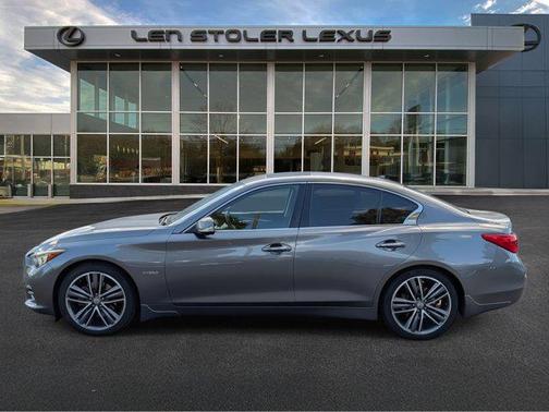 2016 INFINITI Q50 Hybrid Base
