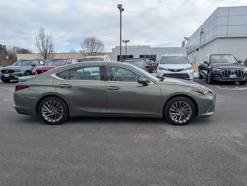 2024 Lexus ES 350 Luxury