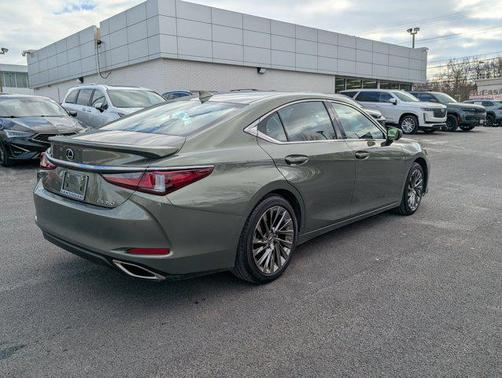 2024 Lexus ES 350 Luxury
