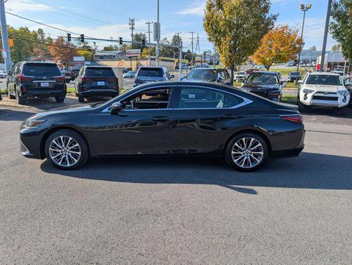 2021 Lexus ES 350 Base
