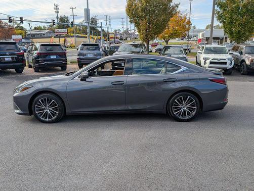 2023 Lexus ES 350 Base