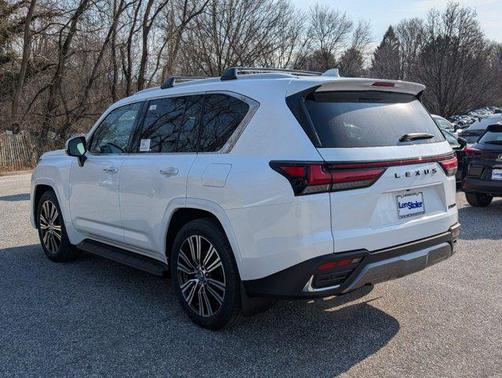 2025 Lexus LX 600 Luxury
