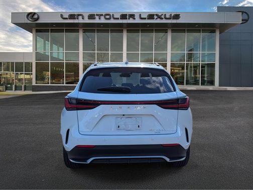 2024 Lexus NX 450h+ F SPORT Handling