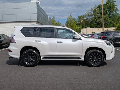 2023 Lexus GX 460 Premium