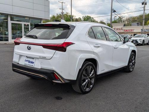 2022 Lexus UX 250h F Sport