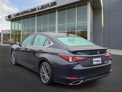 2022 Lexus ES 350 Base