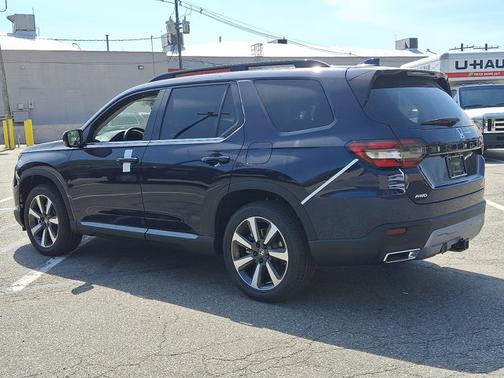 2025 Honda Pilot Elite