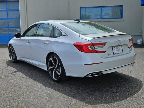 2022 Honda Accord Sport SE