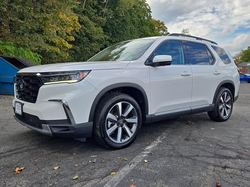 2025 Honda Pilot Elite