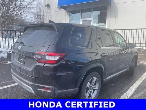 2023 Honda Pilot EX-L 8 Passenger