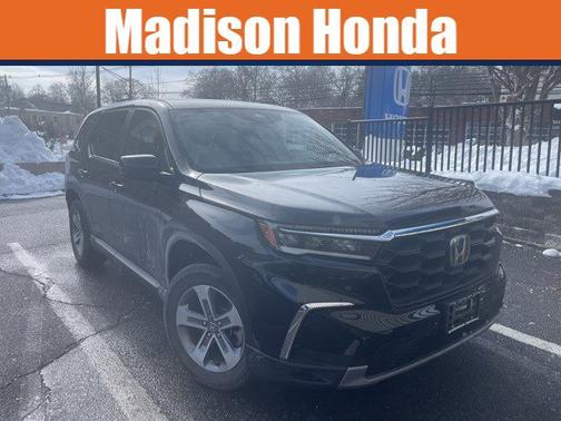 2023 Honda Pilot EX-L 8 Passenger