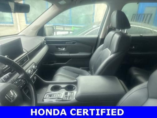 2023 Honda Pilot EX-L 8 Passenger