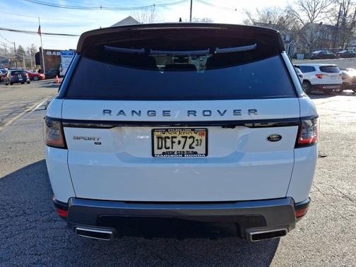 2022 Land Rover Range Rover Sport HSE Silver Edition