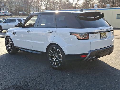 2022 Land Rover Range Rover Sport HSE Silver Edition