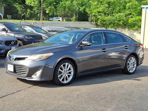 2013 Toyota Avalon XLE Premium