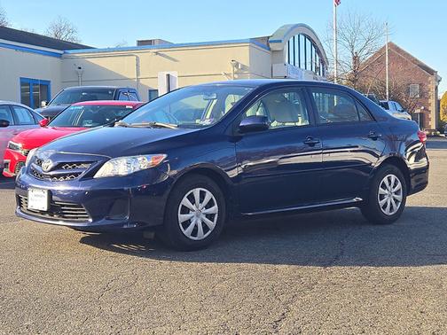 2011 Toyota Corolla LE
