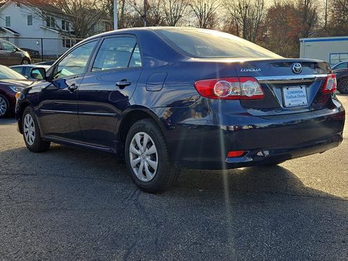 2011 Toyota Corolla LE