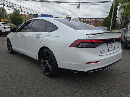 2023 Honda Accord Hybrid Sport-L
