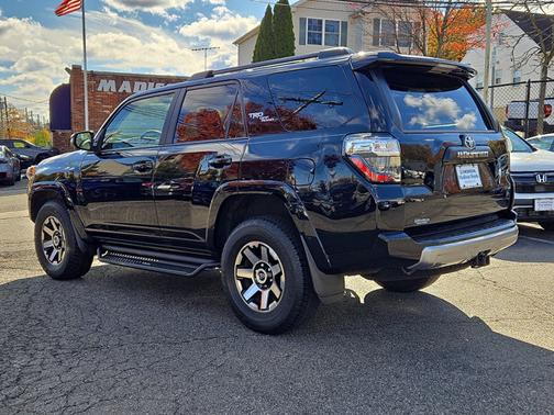 2023 Toyota 4Runner TRD Off Road