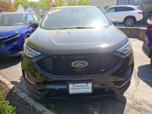 2022 Ford Edge ST
