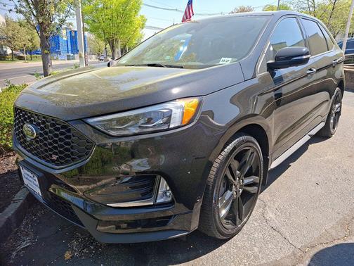 2022 Ford Edge ST