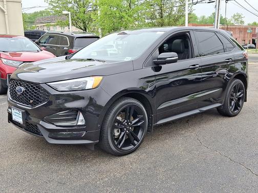 2022 Ford Edge ST
