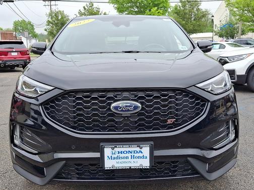 2022 Ford Edge ST