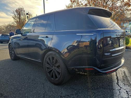 2023 Land Rover Range Rover SE