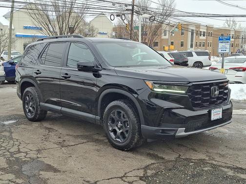 2025 Honda Pilot TrailSport