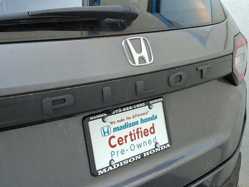 2023 Honda Pilot EX-L 8 Passenger