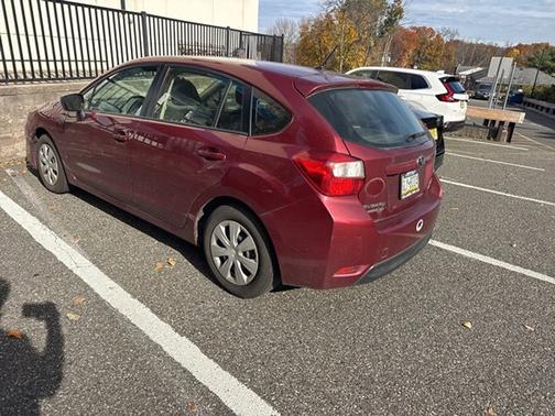 2016 Subaru Impreza 2.0i