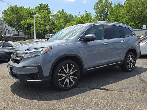 2022 Honda Pilot Touring 7-Passenger