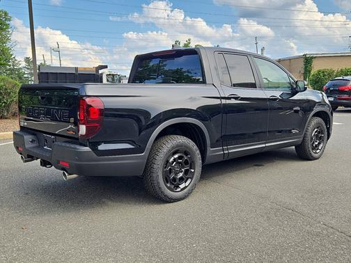 2025 Honda Ridgeline TrailSport+