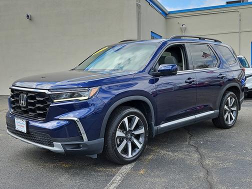 2023 Honda Pilot Touring