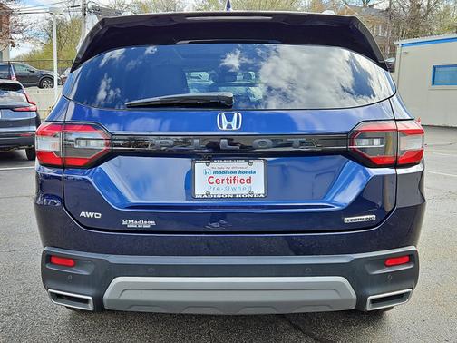 2023 Honda Pilot Touring