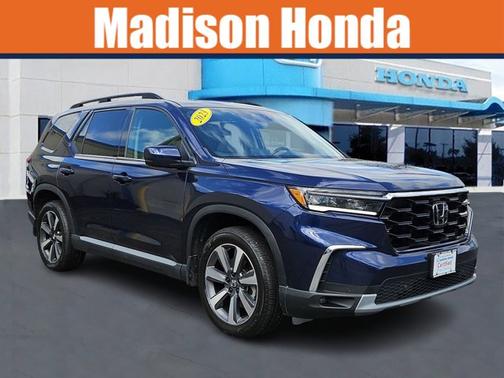 2023 Honda Pilot Touring