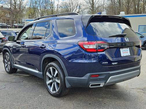 2023 Honda Pilot Touring