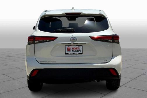 2021 Toyota Highlander LE