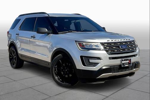 2017 Ford Explorer Base