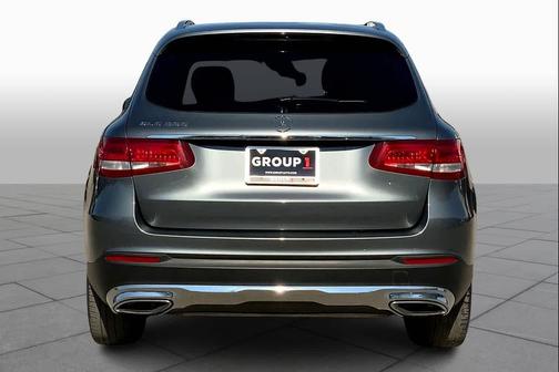 2018 Mercedes-Benz GLC 300 Base