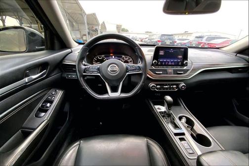 Super Black 2019 Nissan Altima 2.5 SL