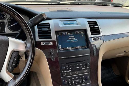 2012 Cadillac Escalade Luxury