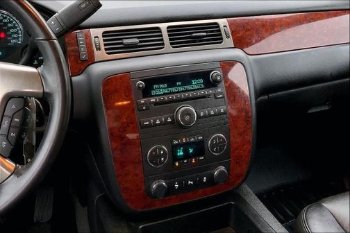 2012 Chevrolet Suburban 1500 LT