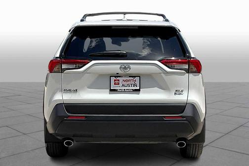 2025 Toyota RAV4 Hybrid XLE Premium