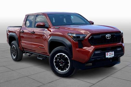 2025 Toyota Tacoma Hybrid TRD