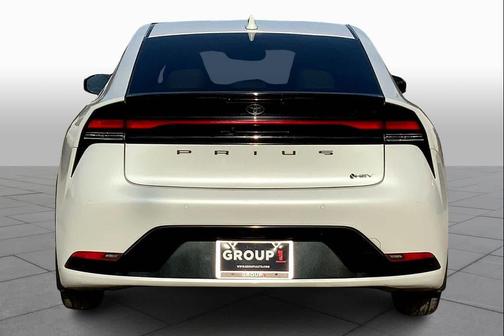 2025 Toyota Prius XLE