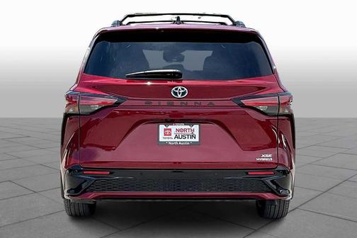 2023 Toyota Sienna L