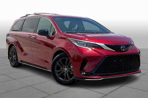 2023 Toyota Sienna L