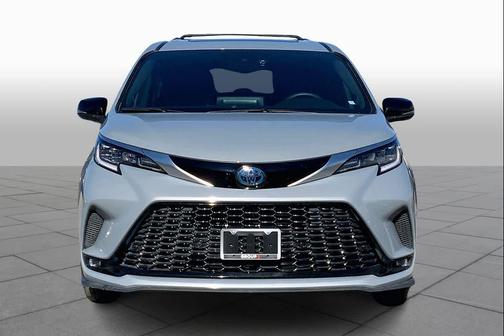 2024 Toyota Sienna XSE 7 Passenger
